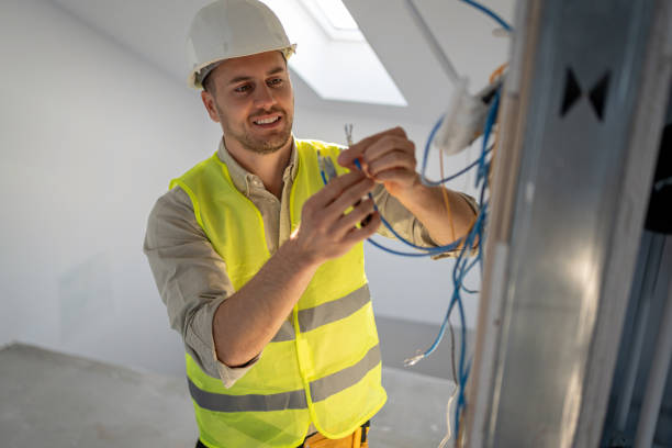Best Local Electrician Companies  in Middletown, CT